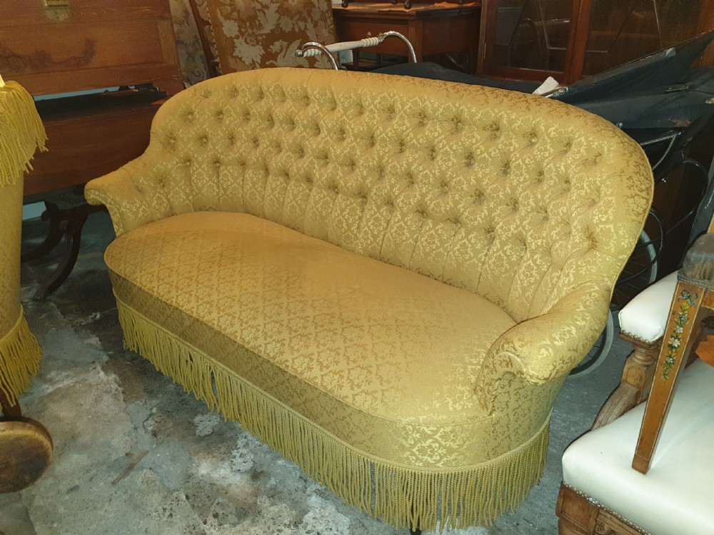 Early 20th century button back sofa