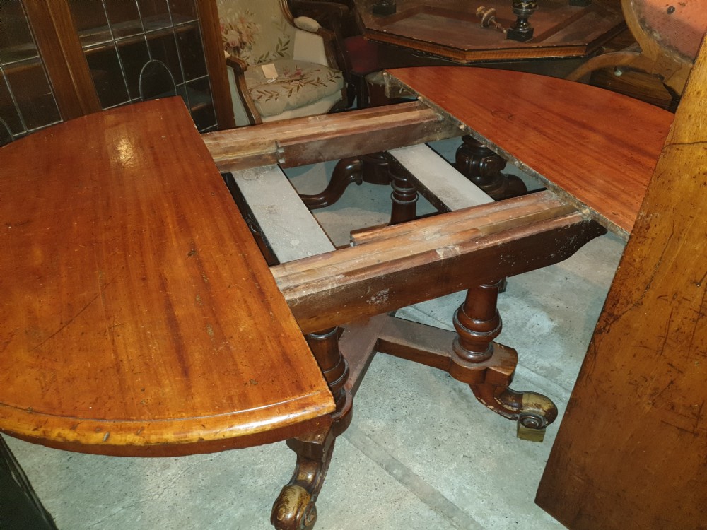 Early Victorian extending dining table. View II