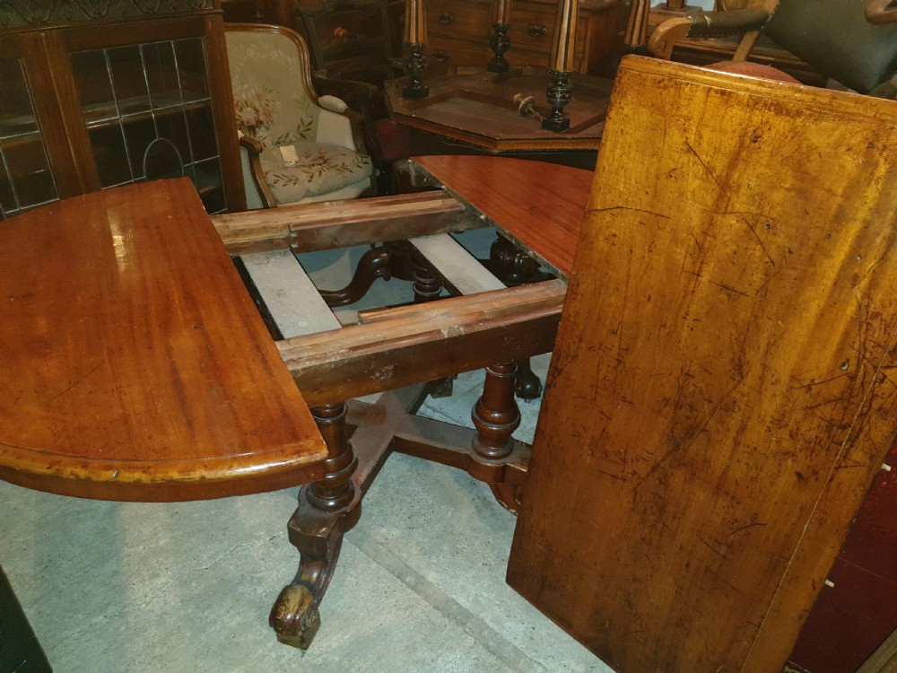 Early Victorian extending dining table. View III