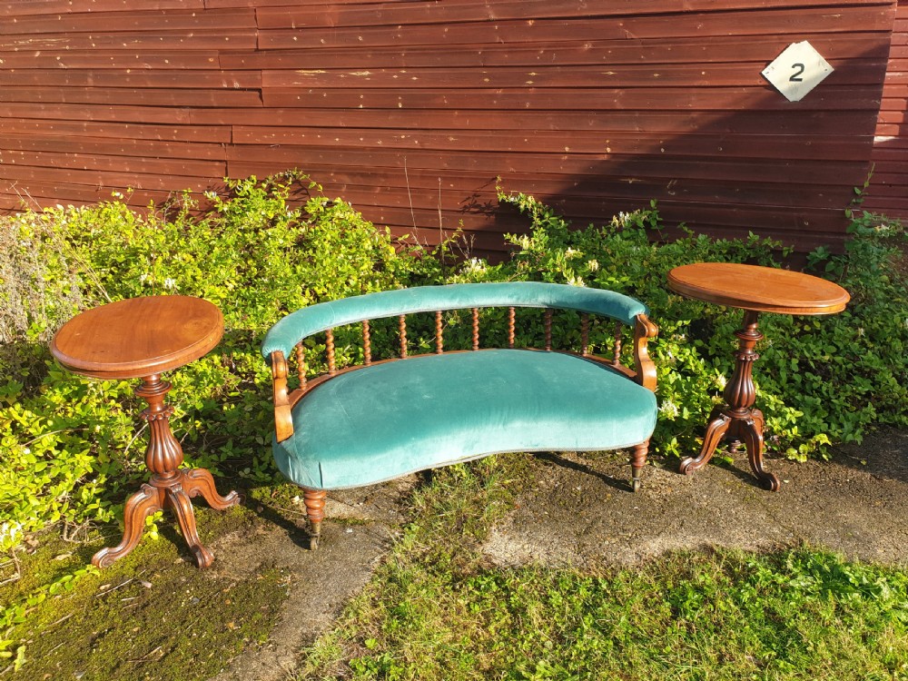 Victorian window seat in the manner of Hindley & Sons.  View V