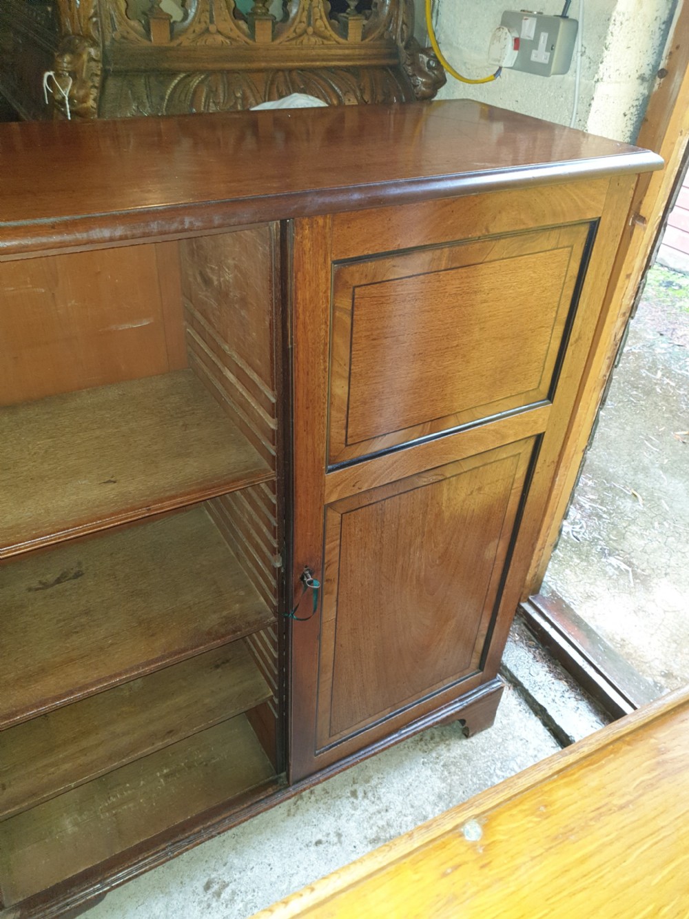 Good practical early 19th century mahogany cupboard  View II