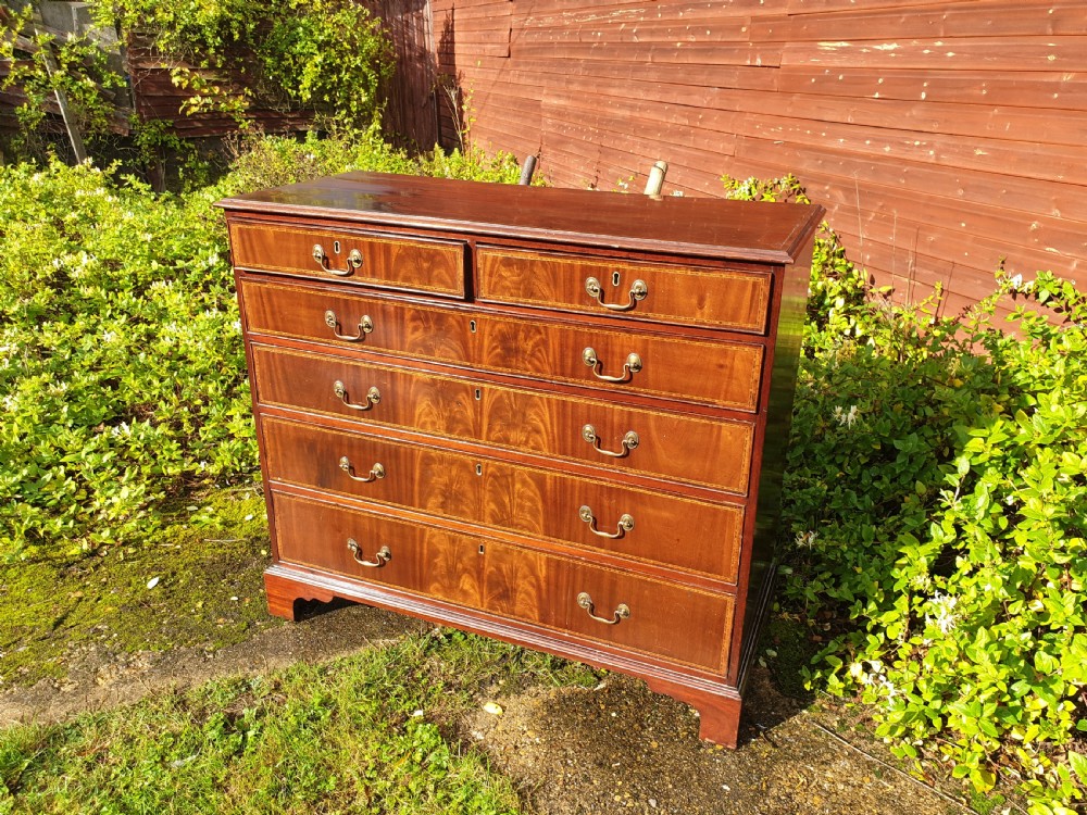 Early 19th century inlaid mahogany chest of drawers 