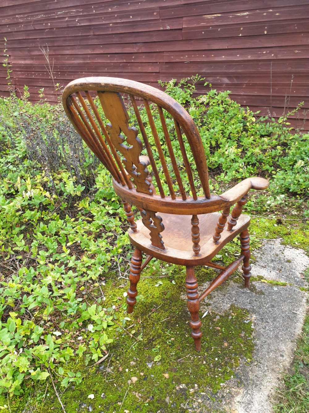 19th century Windsor armchair. View IV