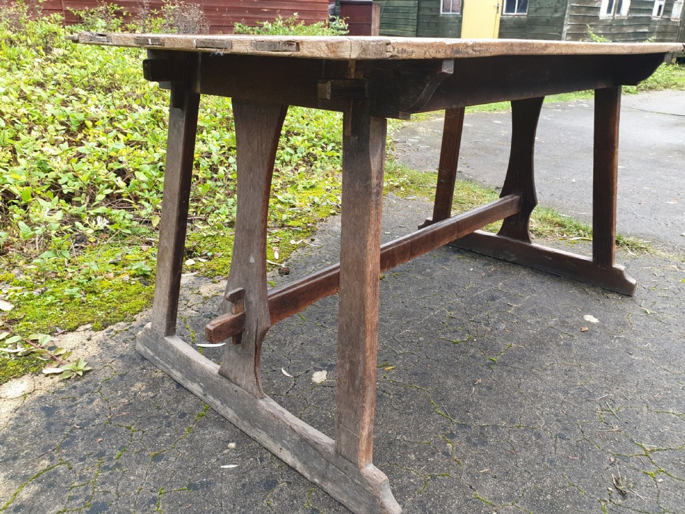 Early 19th century oak travelling or tavern table View III