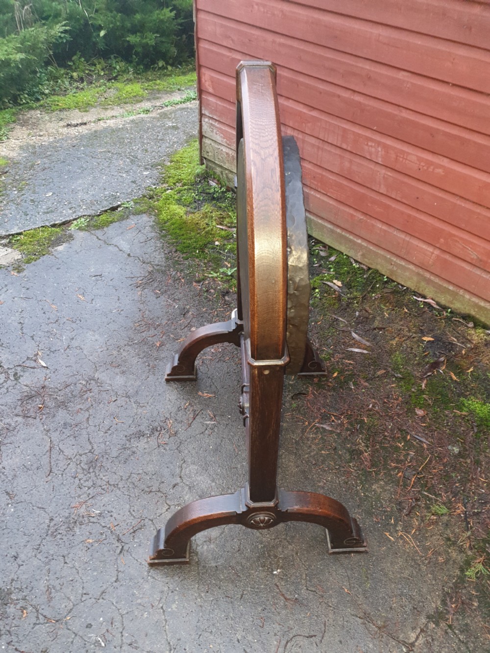 Late Victorian oak Gothic dinner gong. View II