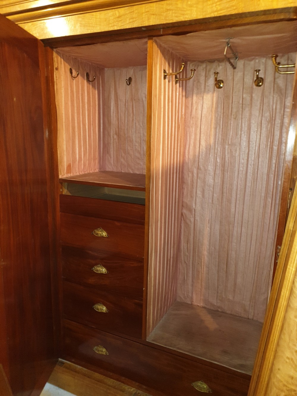 Good quality Hungarian ash triple wardrobe.  View IV