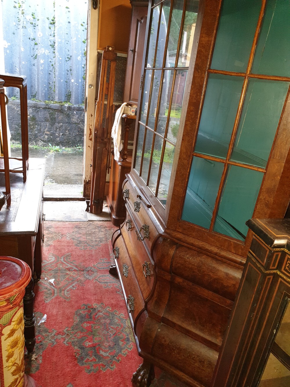 19th century Dutch walnut cabinet View IV