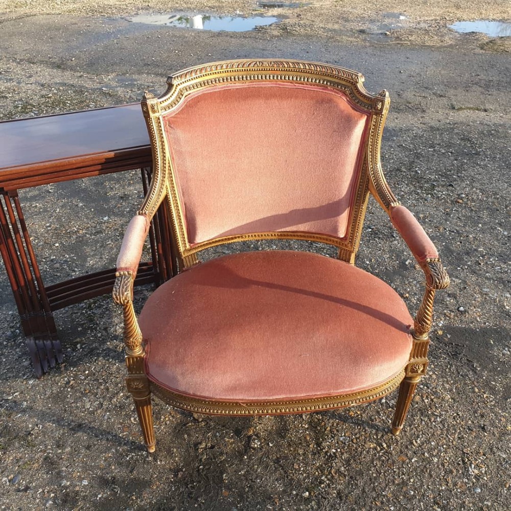  Gilt frame frame armchair.