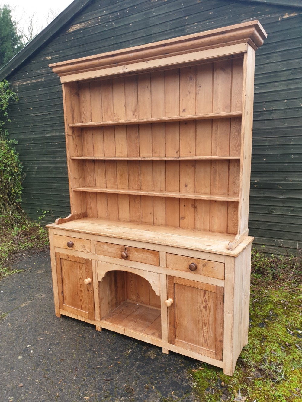 19th century pine dog kennel dresser. View IV