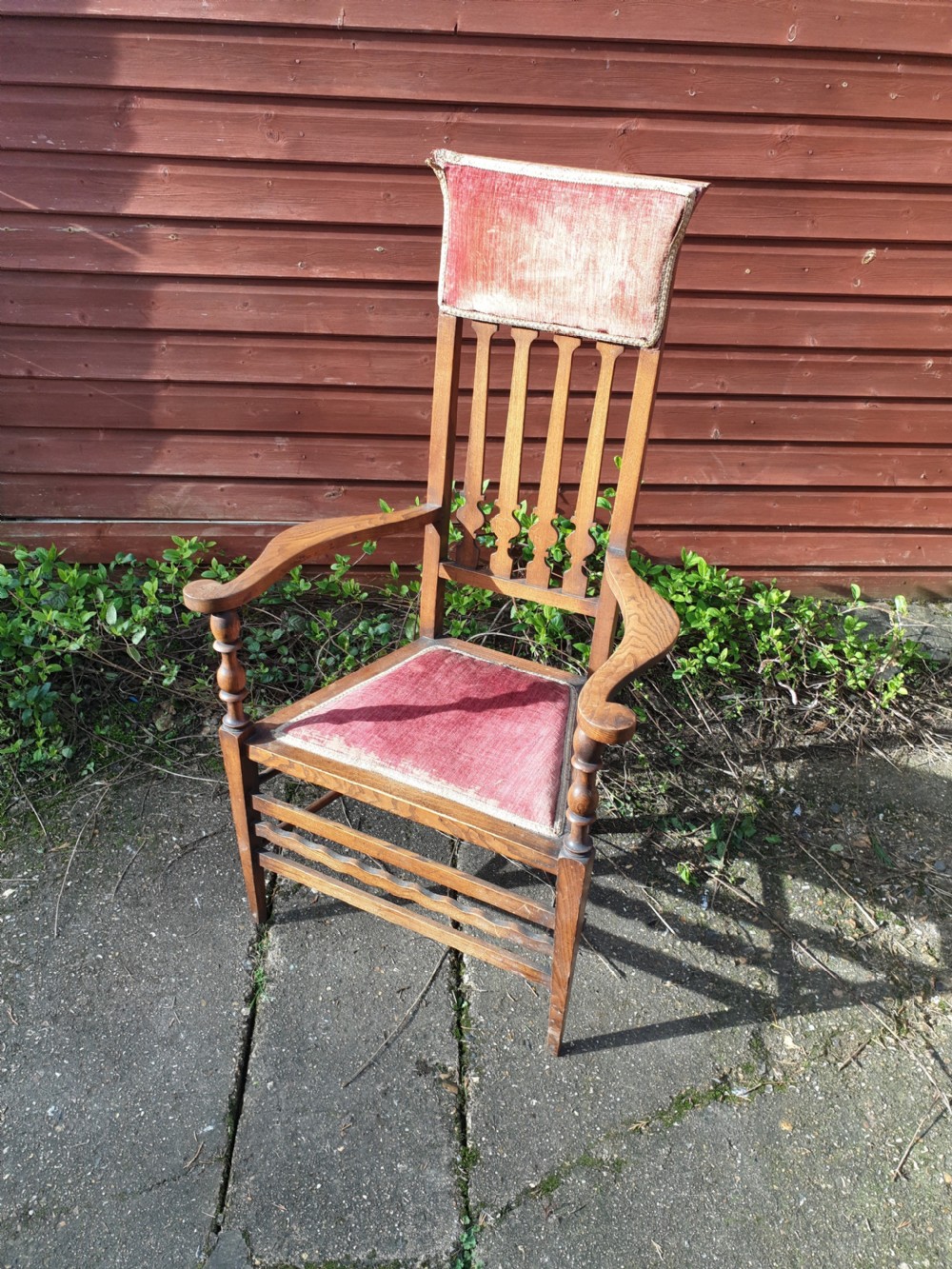 Arts and crafts armchair  View V