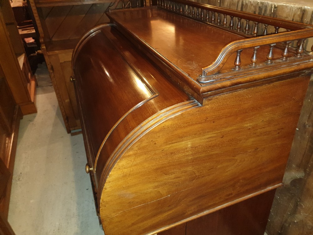 Large Victorian mahogany cylinder top pedestal desk  View V