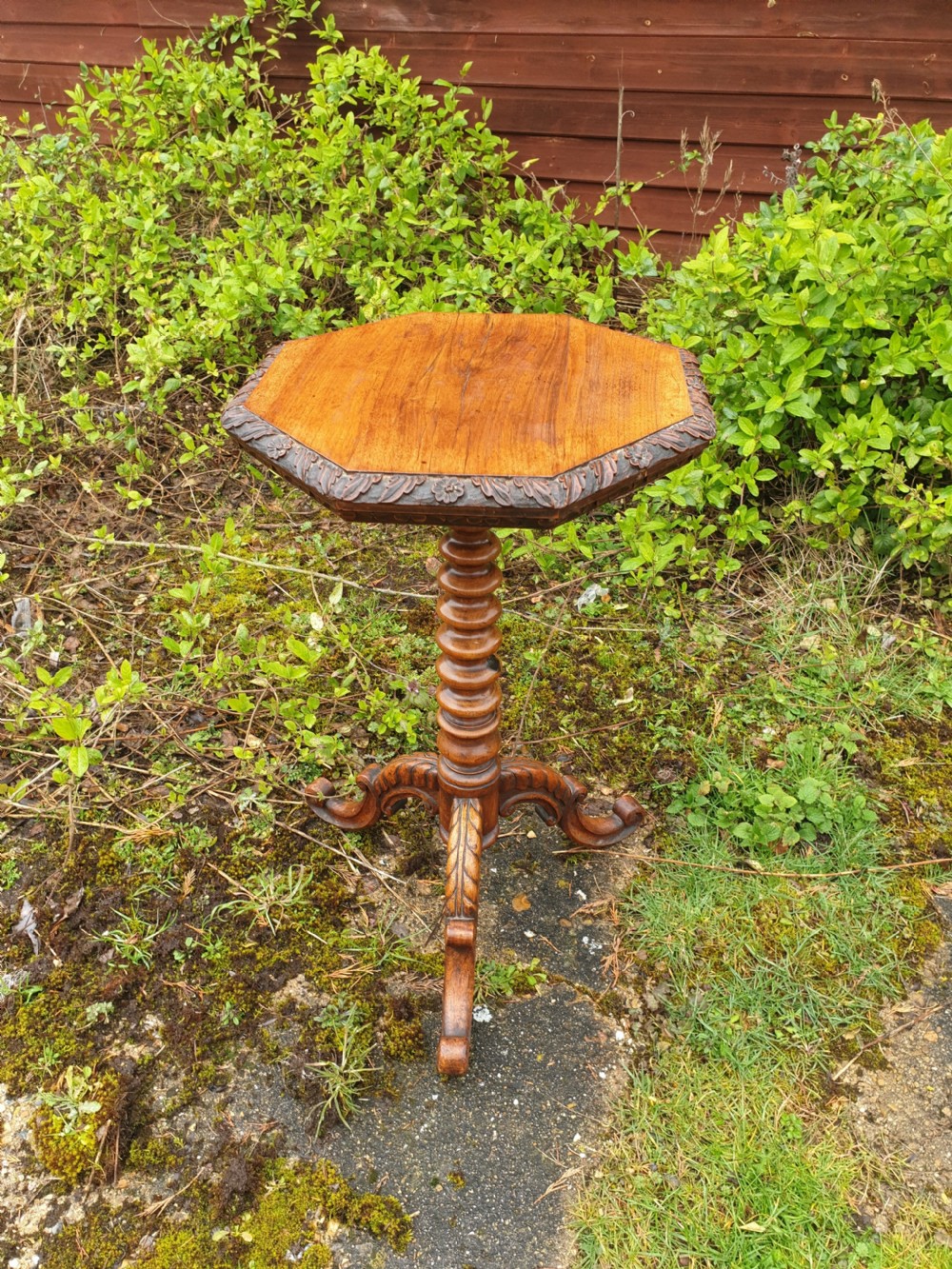 19th century Anglo Indian rosewood lamp table.