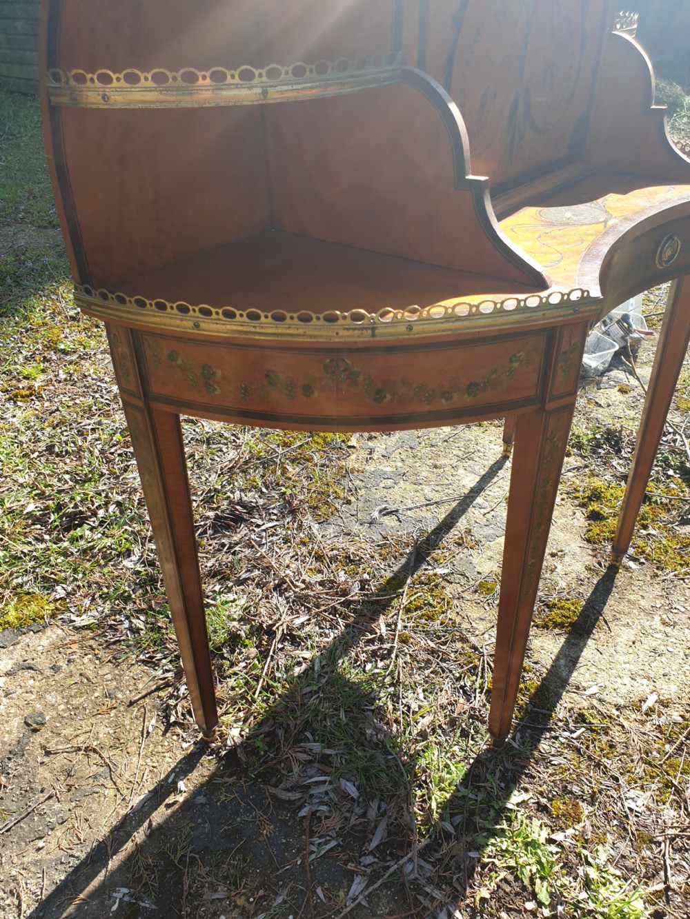 Late Victorian decorated Satinwood Bonjour Du Jour. View VII