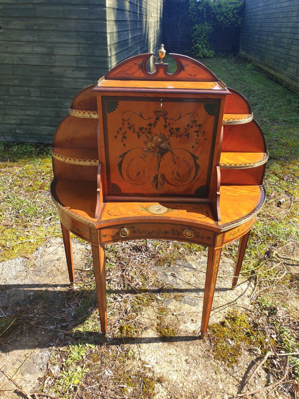 Late Victorian decorated Satinwood Bonjour Du Jour. View X