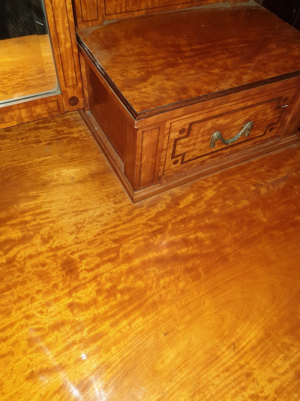 Good quality inlaid satinwood dressing table.  View V
