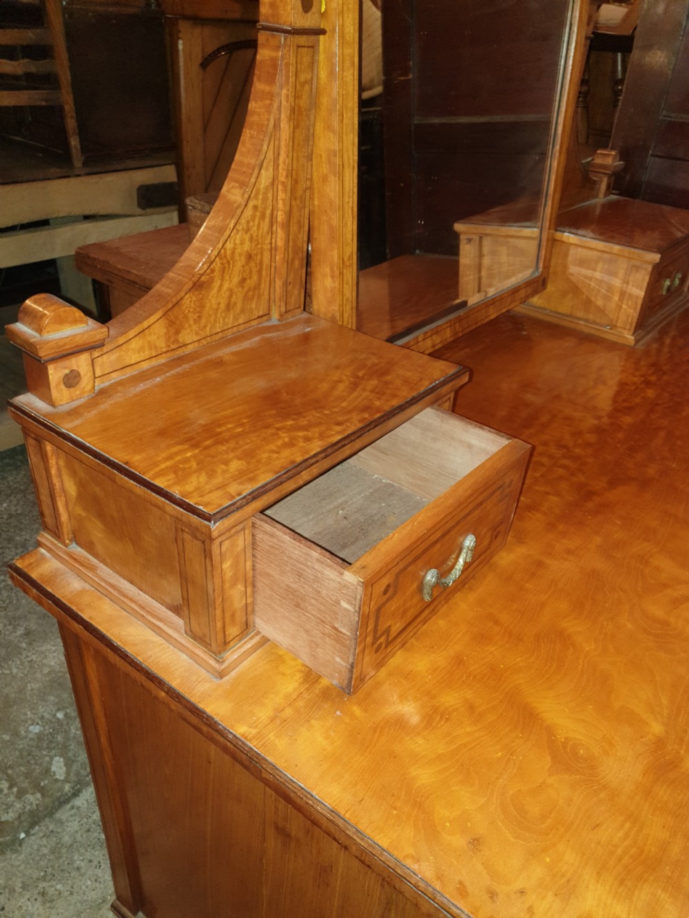 Good quality inlaid satinwood dressing table.  View VI