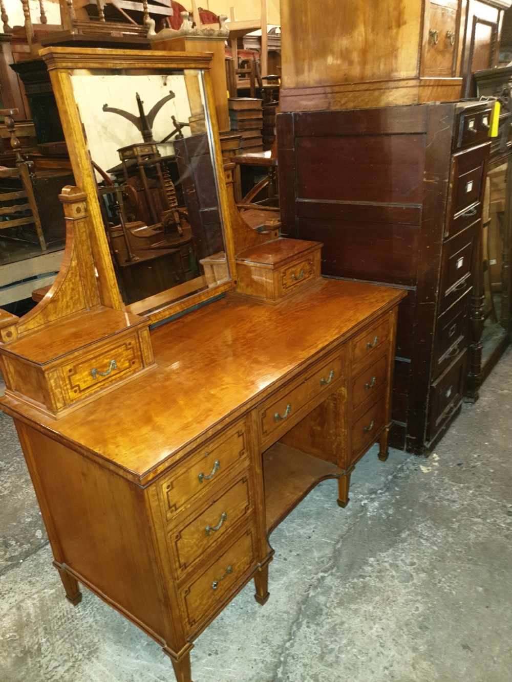 Good quality inlaid satinwood dressing table.  View VII