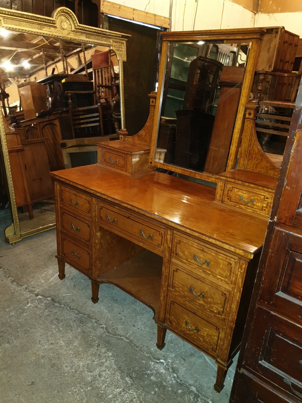 Good quality inlaid satinwood dressing table.  View VIII