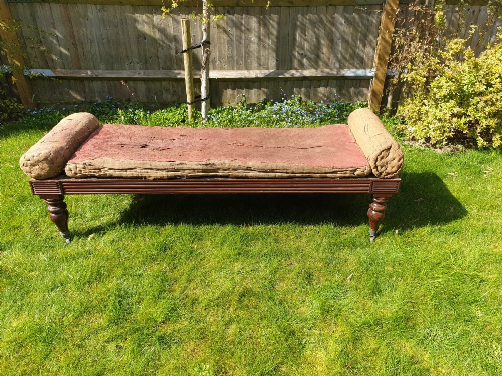 Large Regency mahogany freestanding window seat