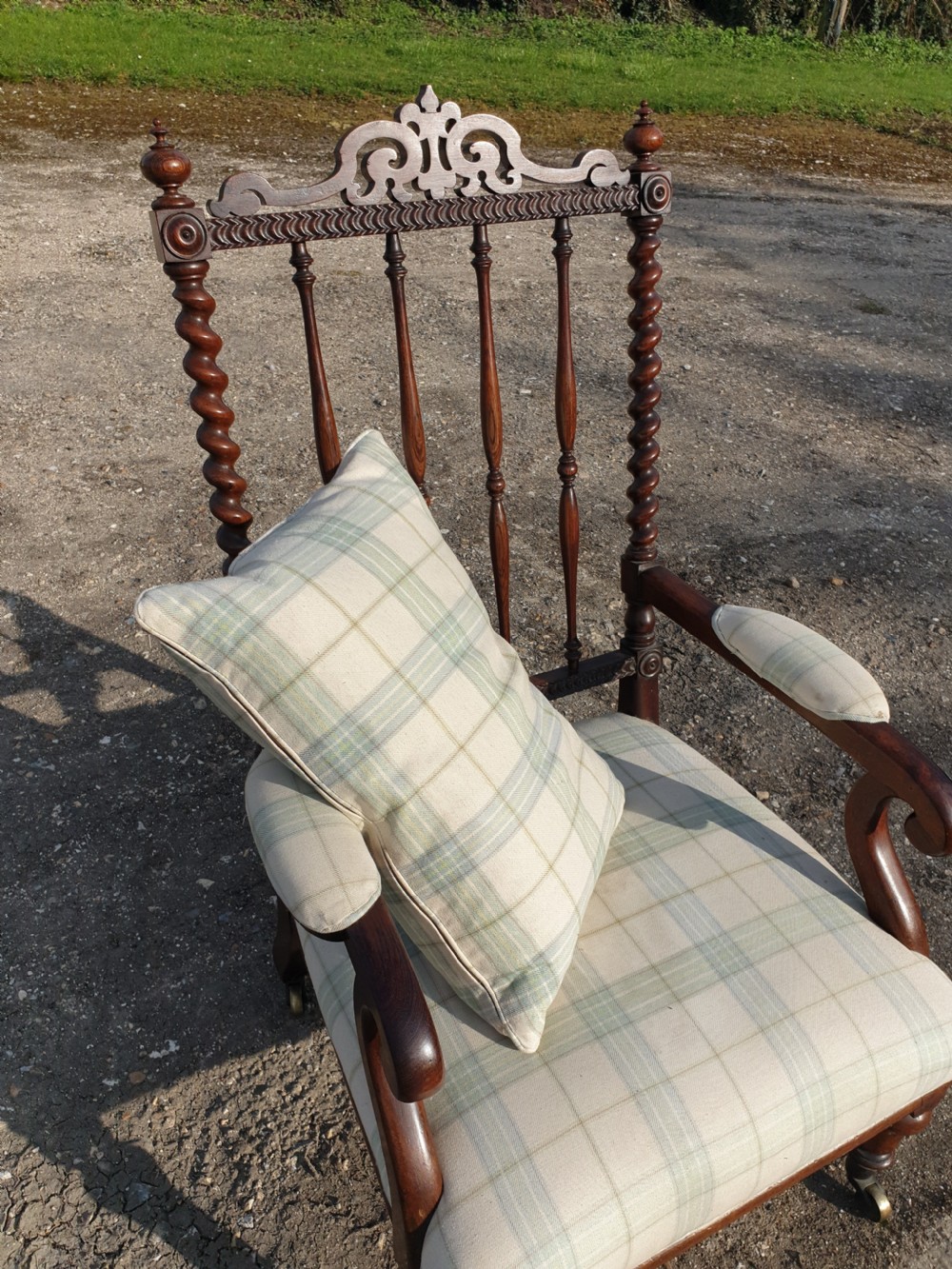 Good Early Victorian rosewood spindle back armchair  View IV