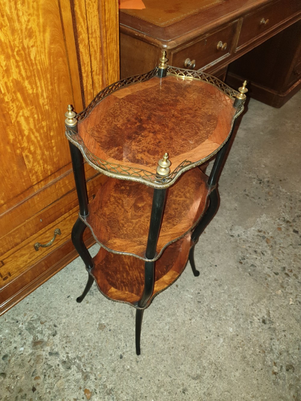 Late Victorian 3 tier Etagere  View IV