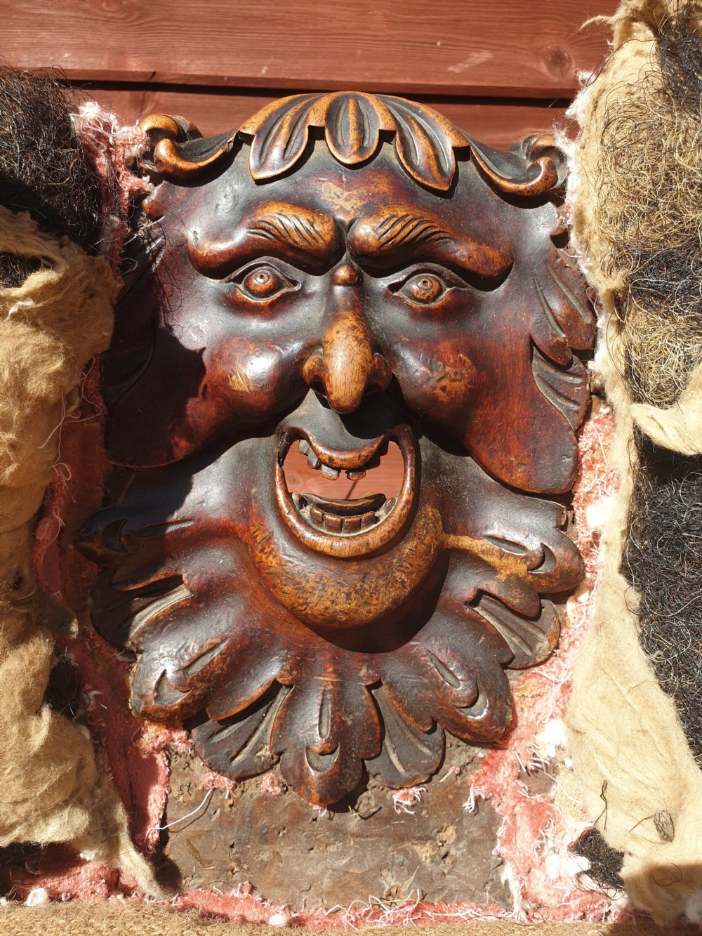 Well carved Victorian conversation seat. 