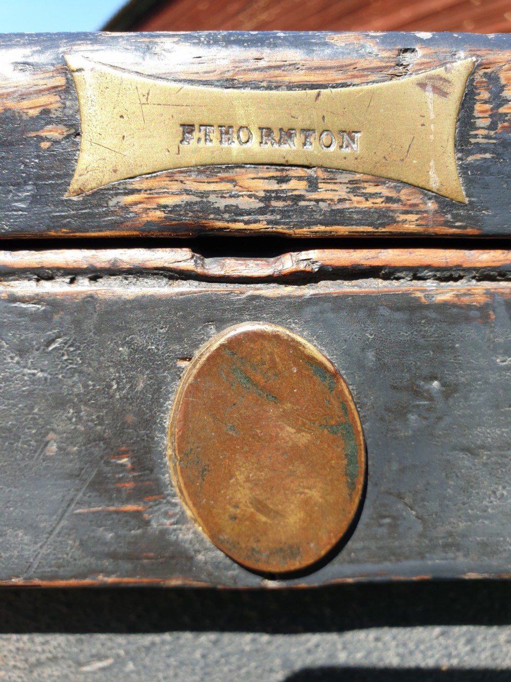 Good well fitted Victorian workmen's tool chest. View II