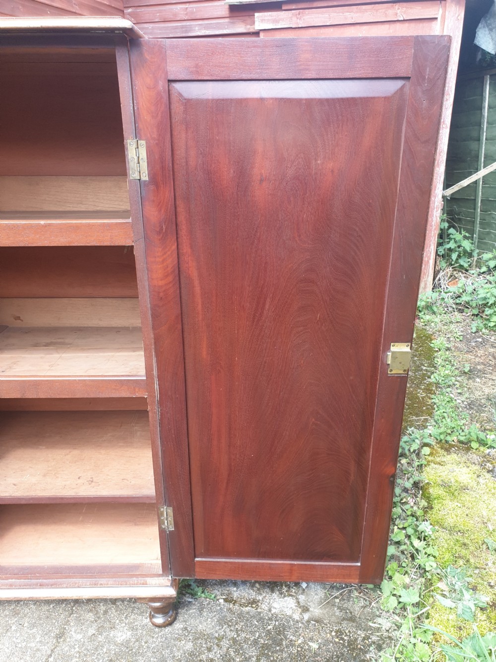 Good practical Regency 2 door cupboard.  View V