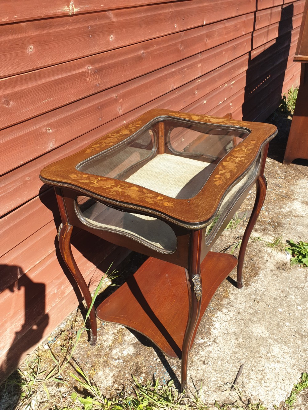 Inlaid bijouterie display table  View III