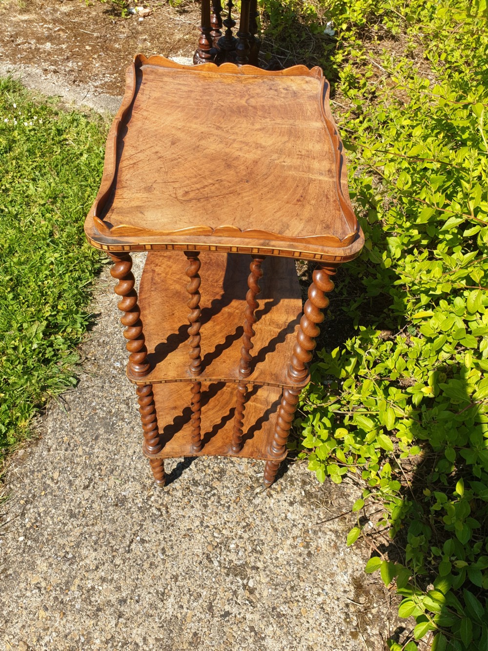 Pretty 19th century 3 tier etagere  View V