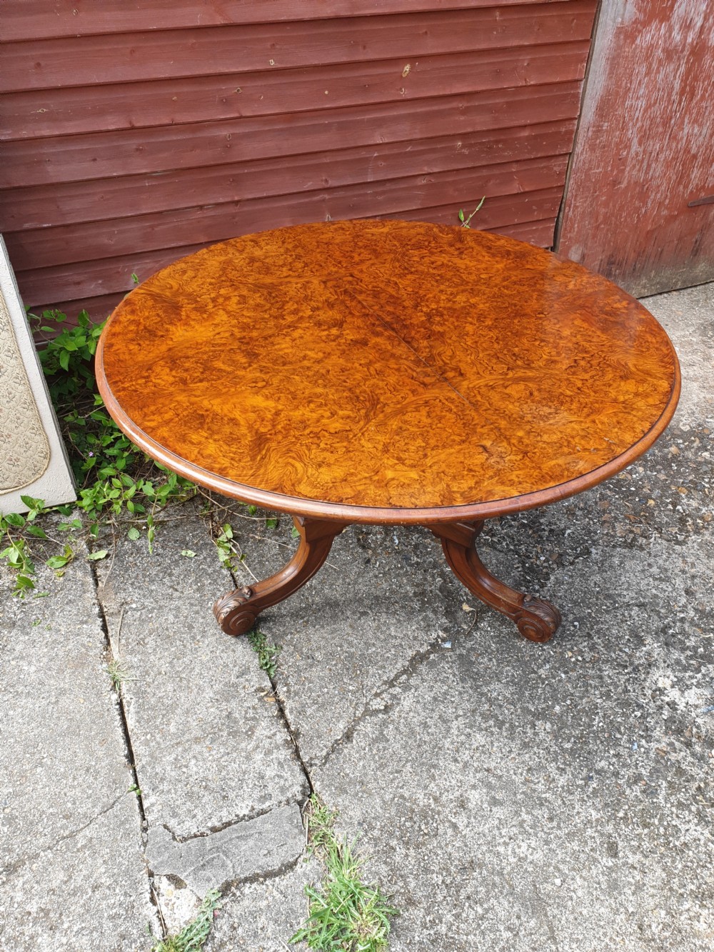 Mid Victorian walnut circular centre table. View III