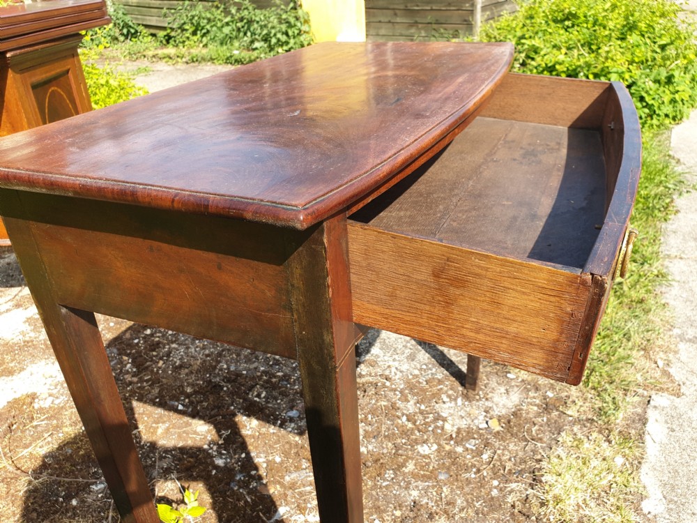 Early 19th century mahogany side table  View IV