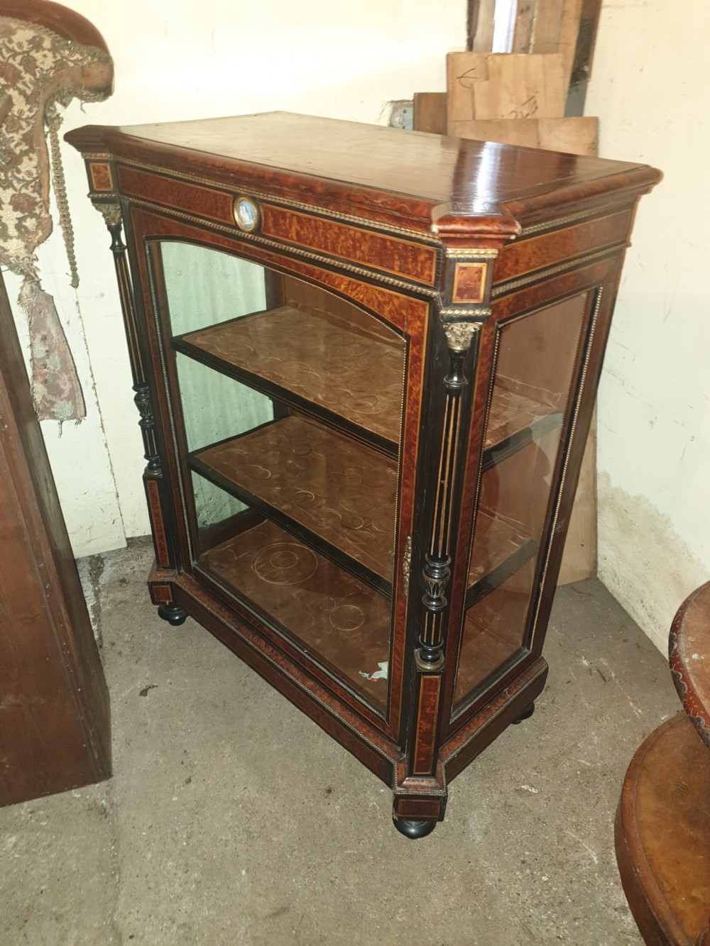 Good quality inlaid amboyna and ebonised cabinet  View III