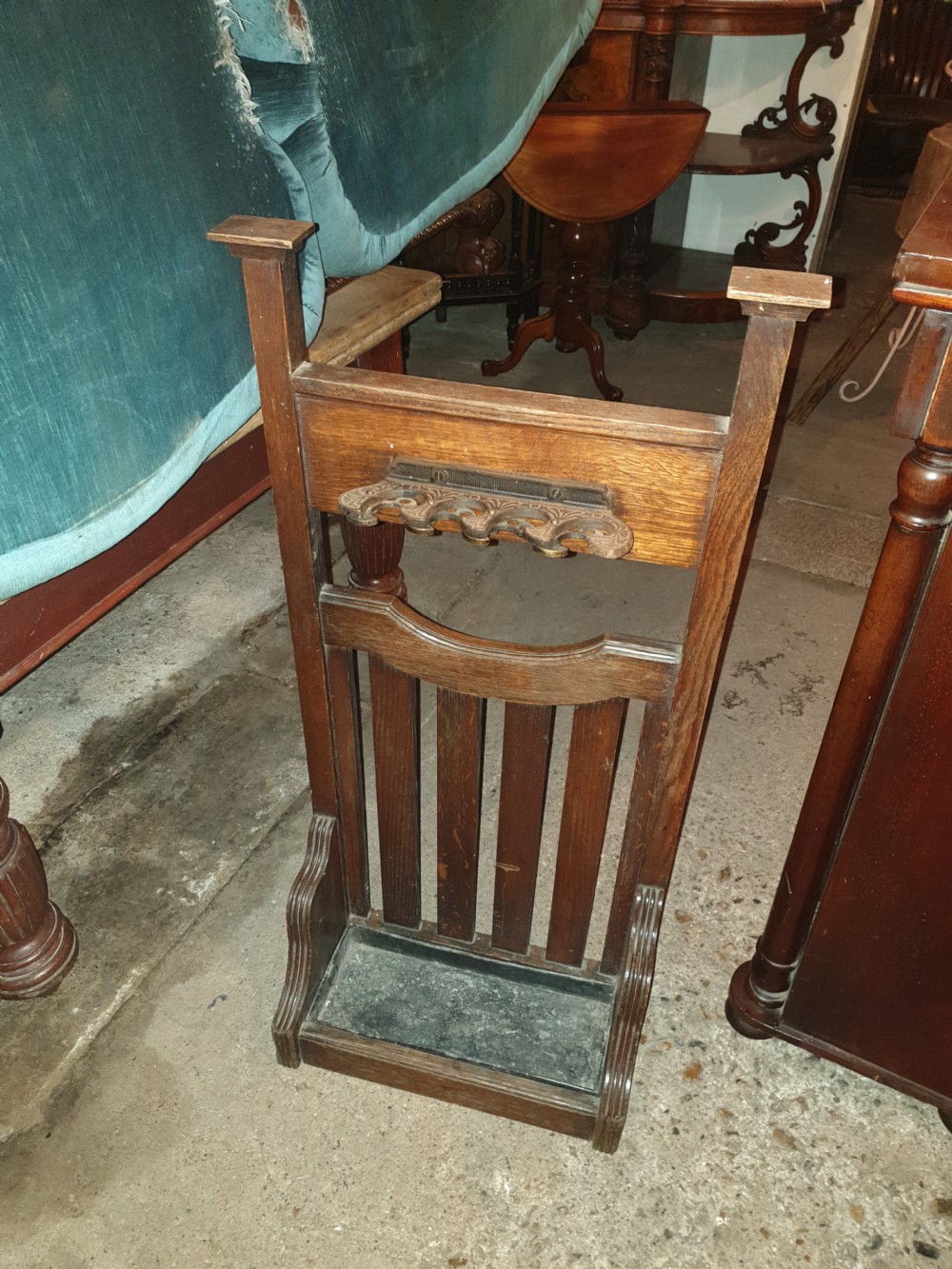Umbrella hall stand