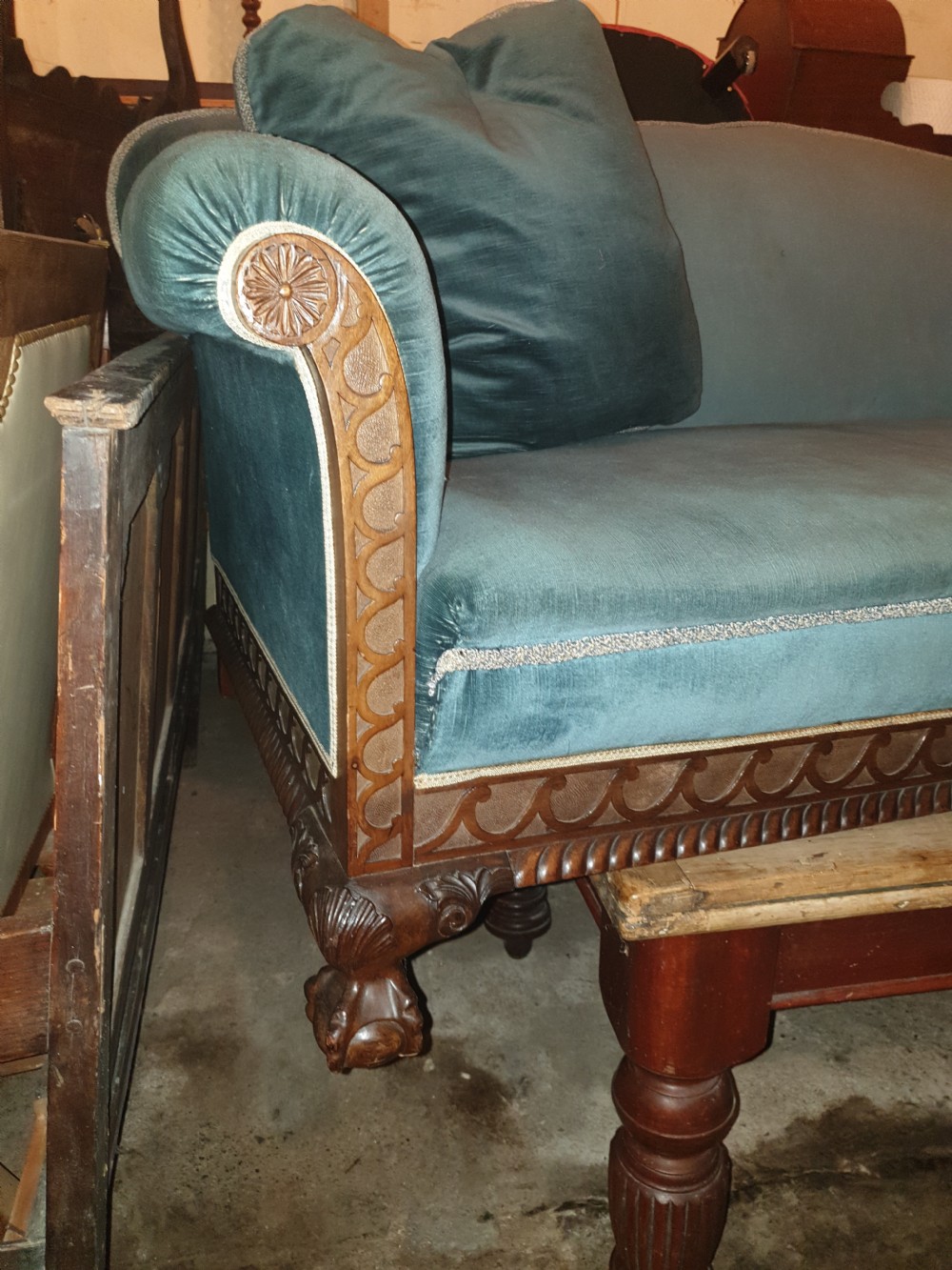 Mahogany frame country house sofa View II