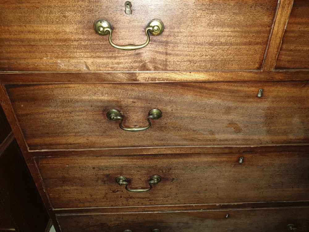 Good practical late Georgian mahogany chest of drawers  View IV