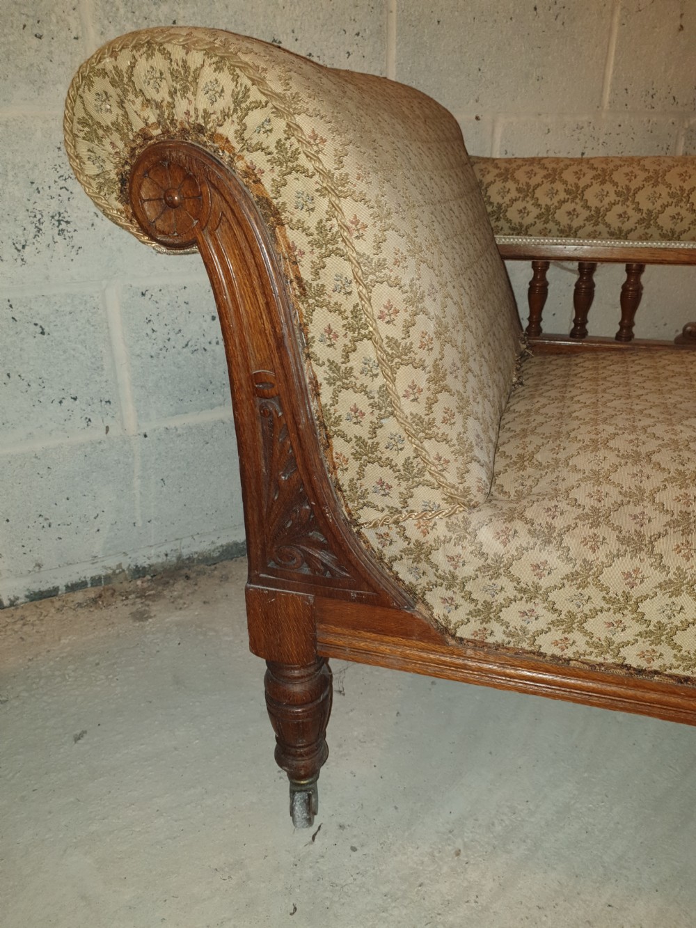 Large Late Victorian oak frame chaise Longue  View III