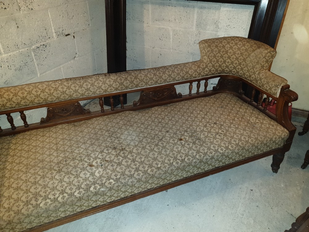 Large Late Victorian oak frame chaise Longue  View V