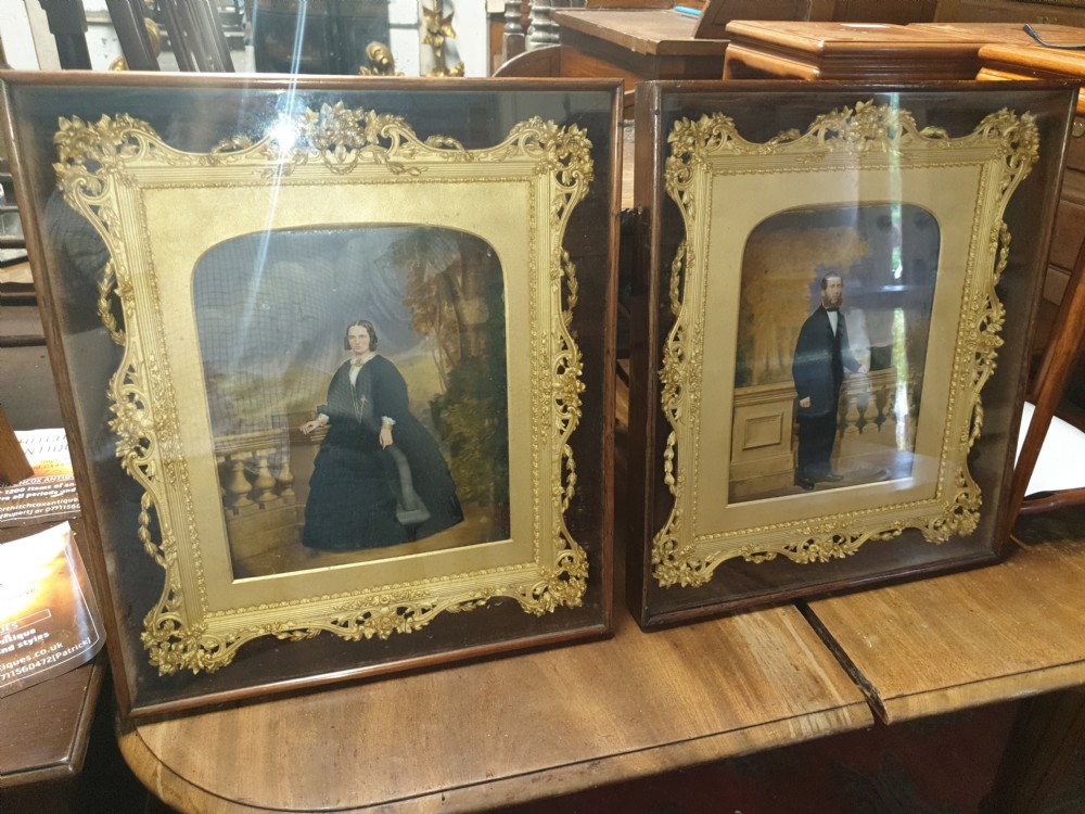 Pair of exquisite 19th century gilt frames. View IX