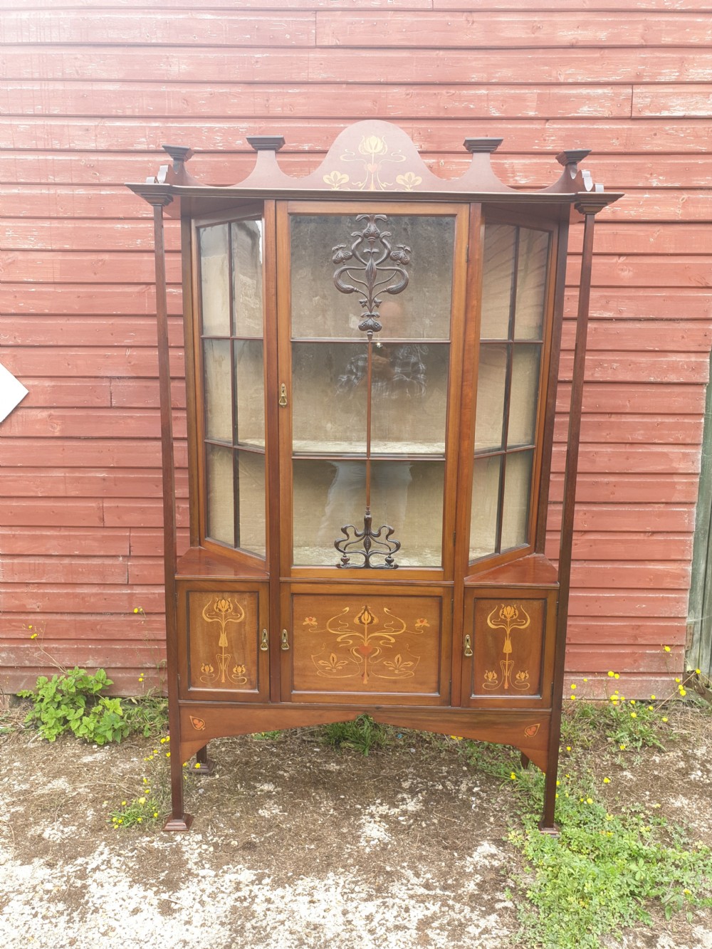 Edwardian inlaid mahogany display cabinet  View IV