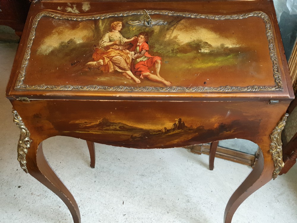 Decorative bureau de dame View III