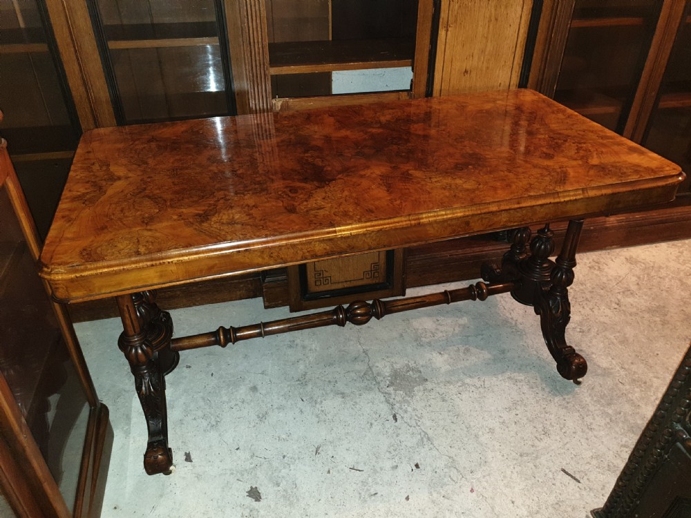 Large Victorian walnut sofa table 