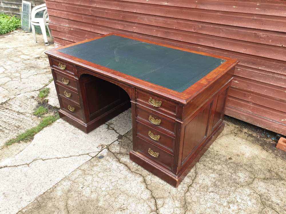 Large Late Victorian mahogany pedestal desk View II