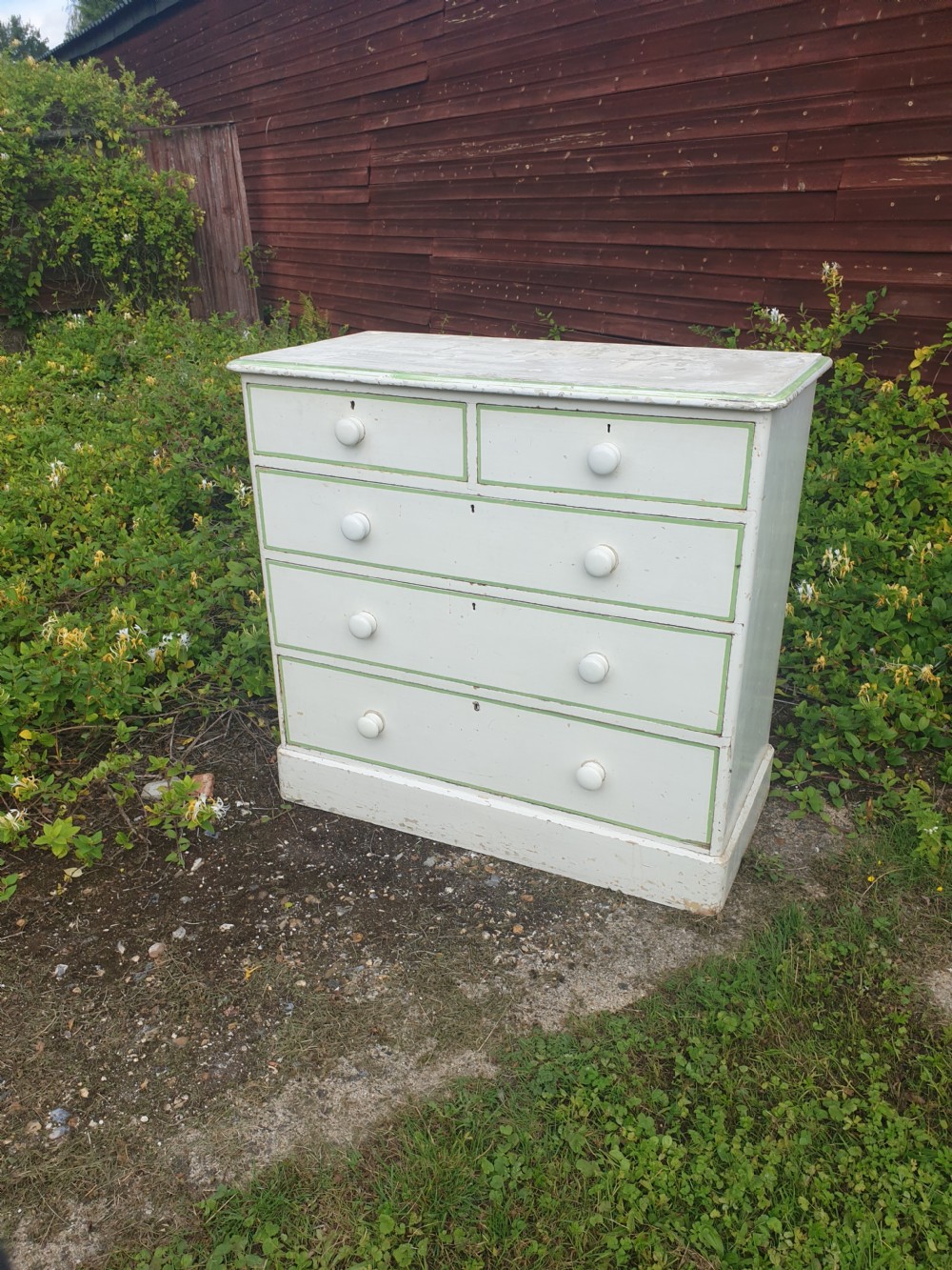 Victorian painted pine chest of drawers. 