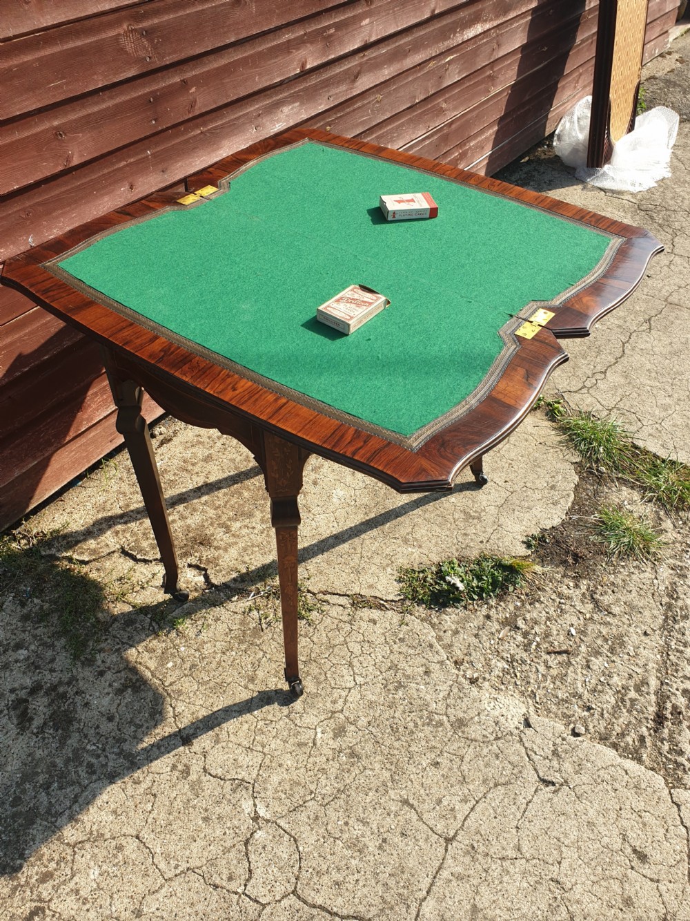 Inlaid rosewood games table View VII