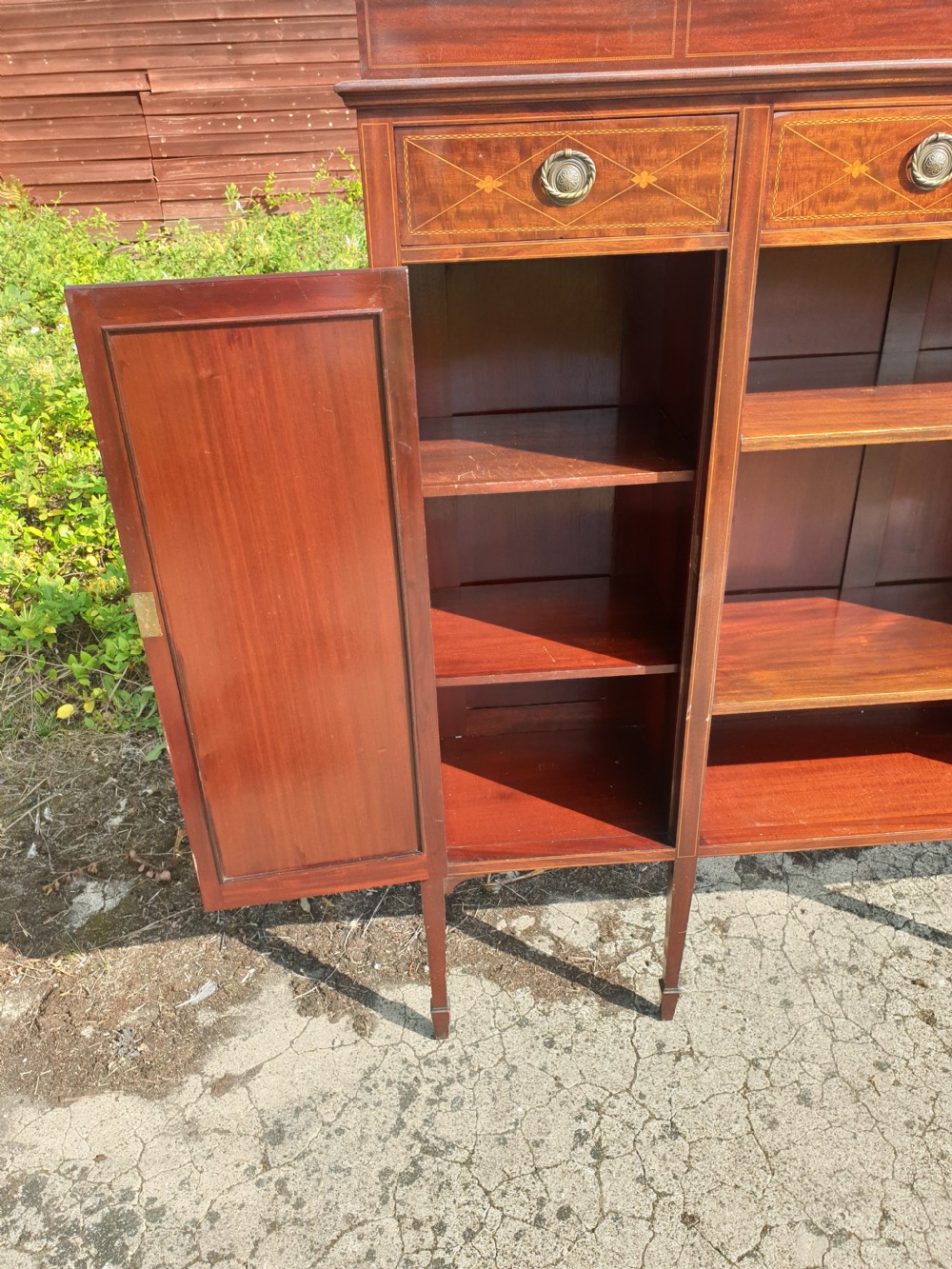 Edwardian inlaid mahogany bookcase cabinet  View III