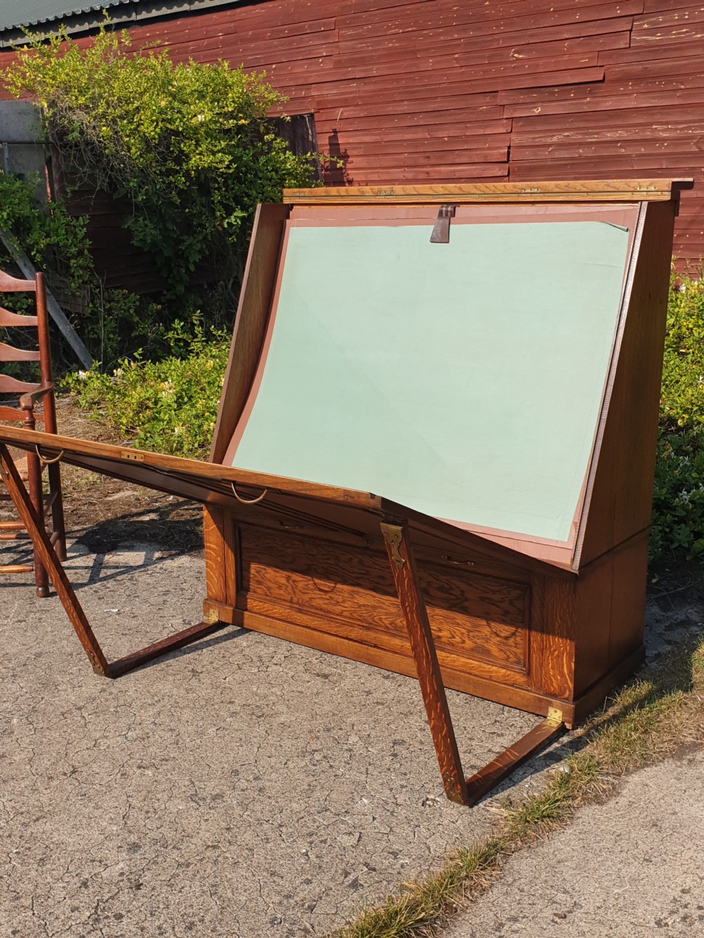 Large Late Victorian library folio stand. View III