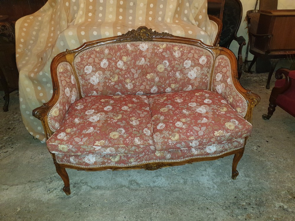 Late 19th century carved walnut window seat. View III