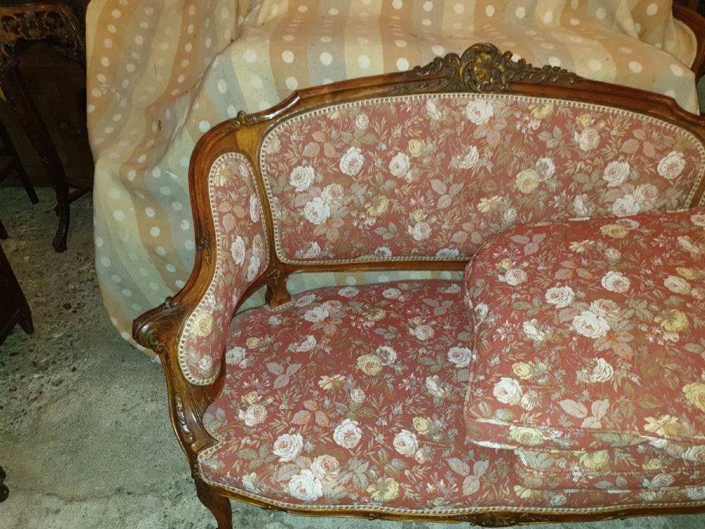 Late 19th century carved walnut window seat. View IV