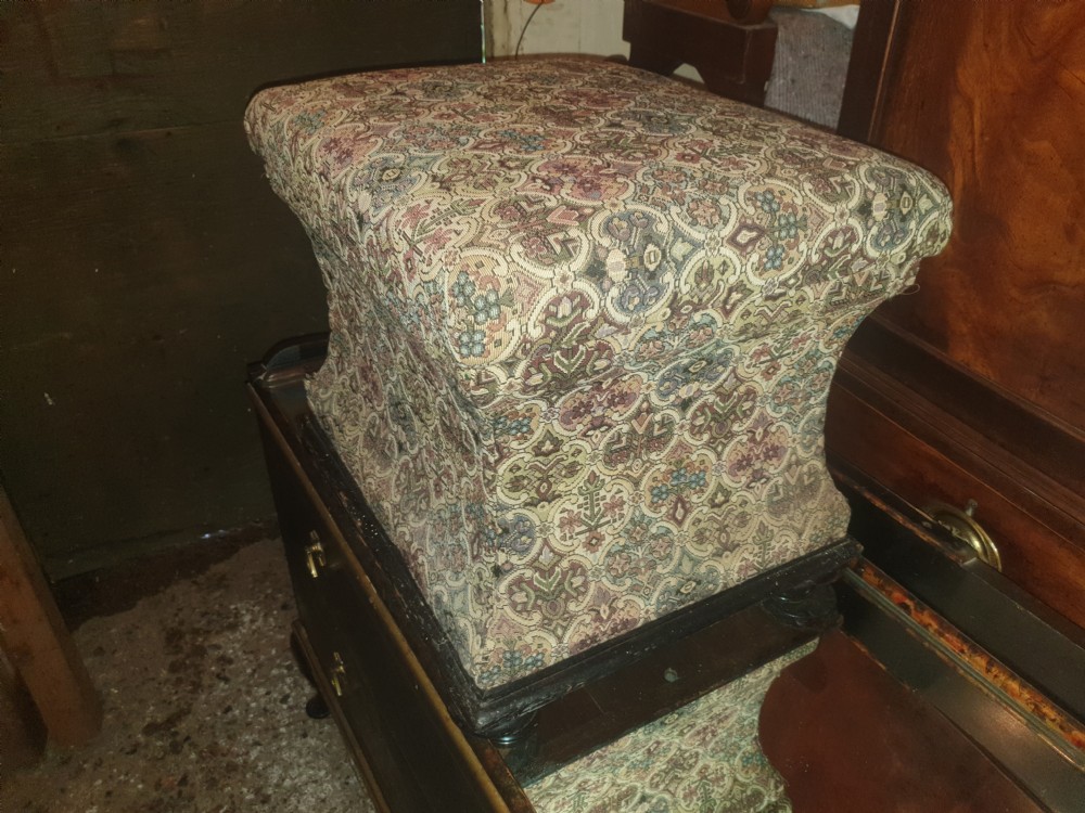 Mid 19th century box ottoman  View III